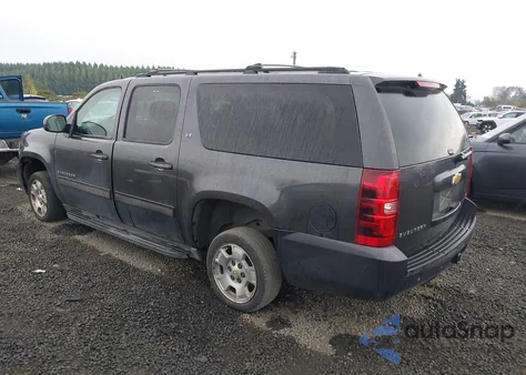2010 Chevrolet Suburban 1500 Lt1 z USA, uszkodzony, nr VIN 1GNUKJE38AR290321